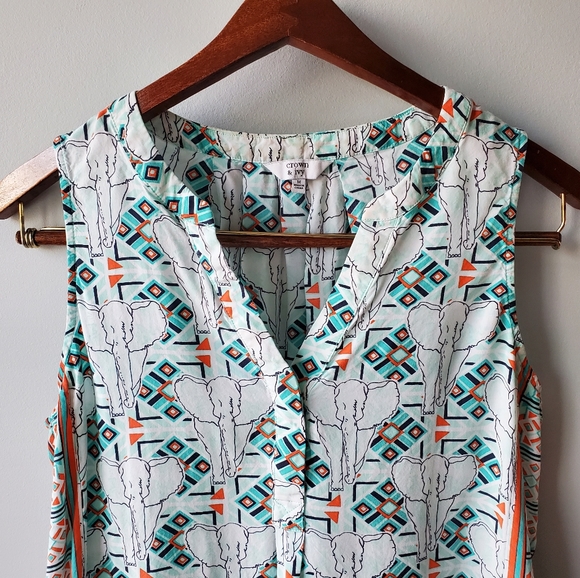 Sleeveless Rayon Tribal Elephant Half Button V-neck Tunic Blouse Medium(COPY) - Picture 2 of 16